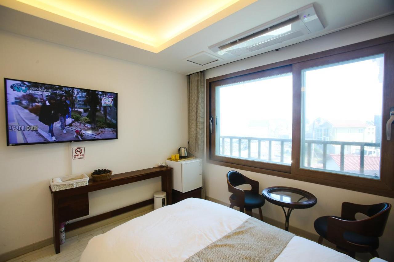 Tov Pension Seogwipo Exterior foto